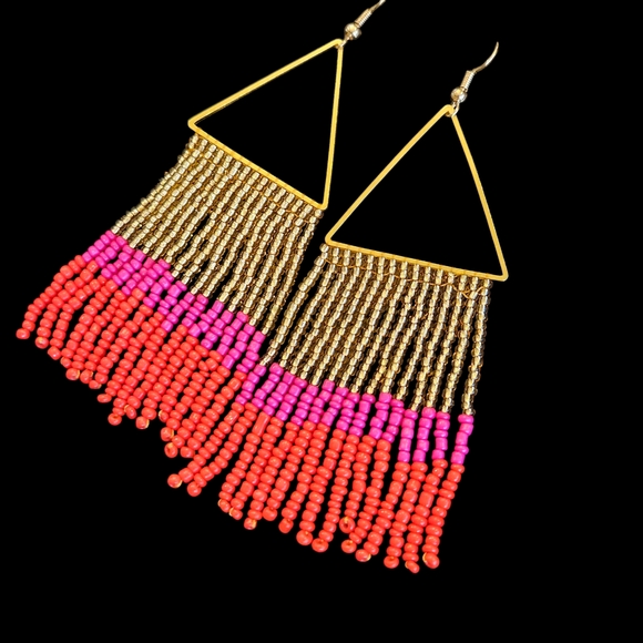 NWT - Handmade Gold and Pink Beaded Triangle Earrings - Picture 2 of 12